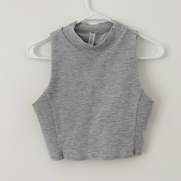 Alo Yoga Dove Grey Heather Micro Waffle Built In Bra Mock Neck Crop Tank Small - Picture 3 of 8